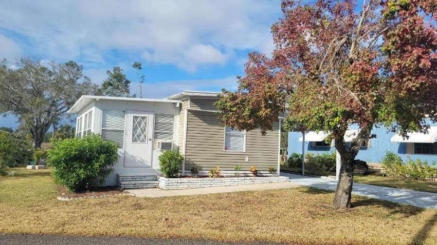 223 Green Haven Lane West a Dundee, FL Mobile or Manufactured Home for Sale